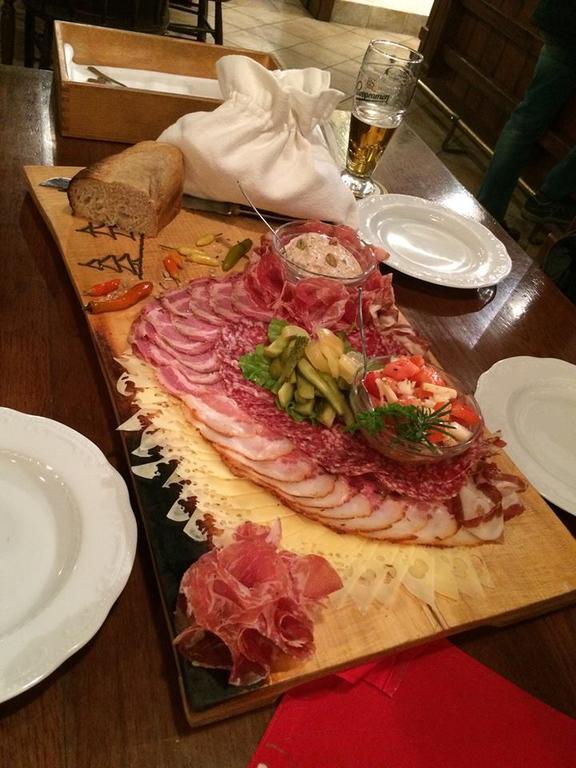 Hotedrsica Gostilna Turk酒店 外观 照片